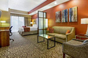 Best Western Premier Ivy Inn & Suites